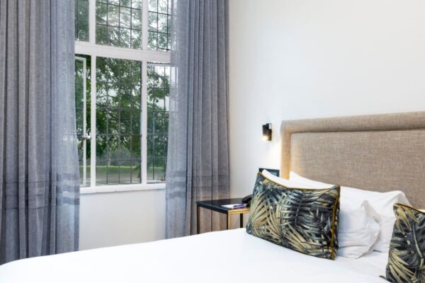 Hilton Standard King (3)
